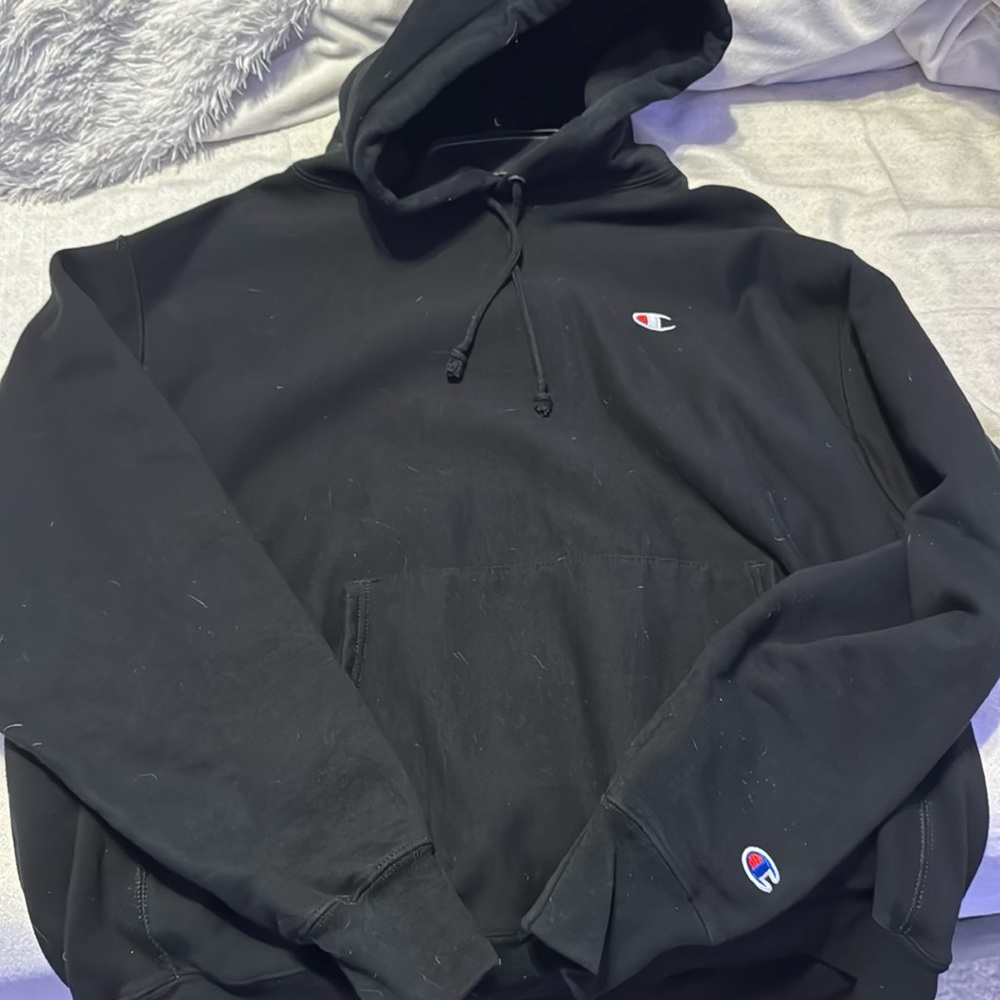 black champion hoodie